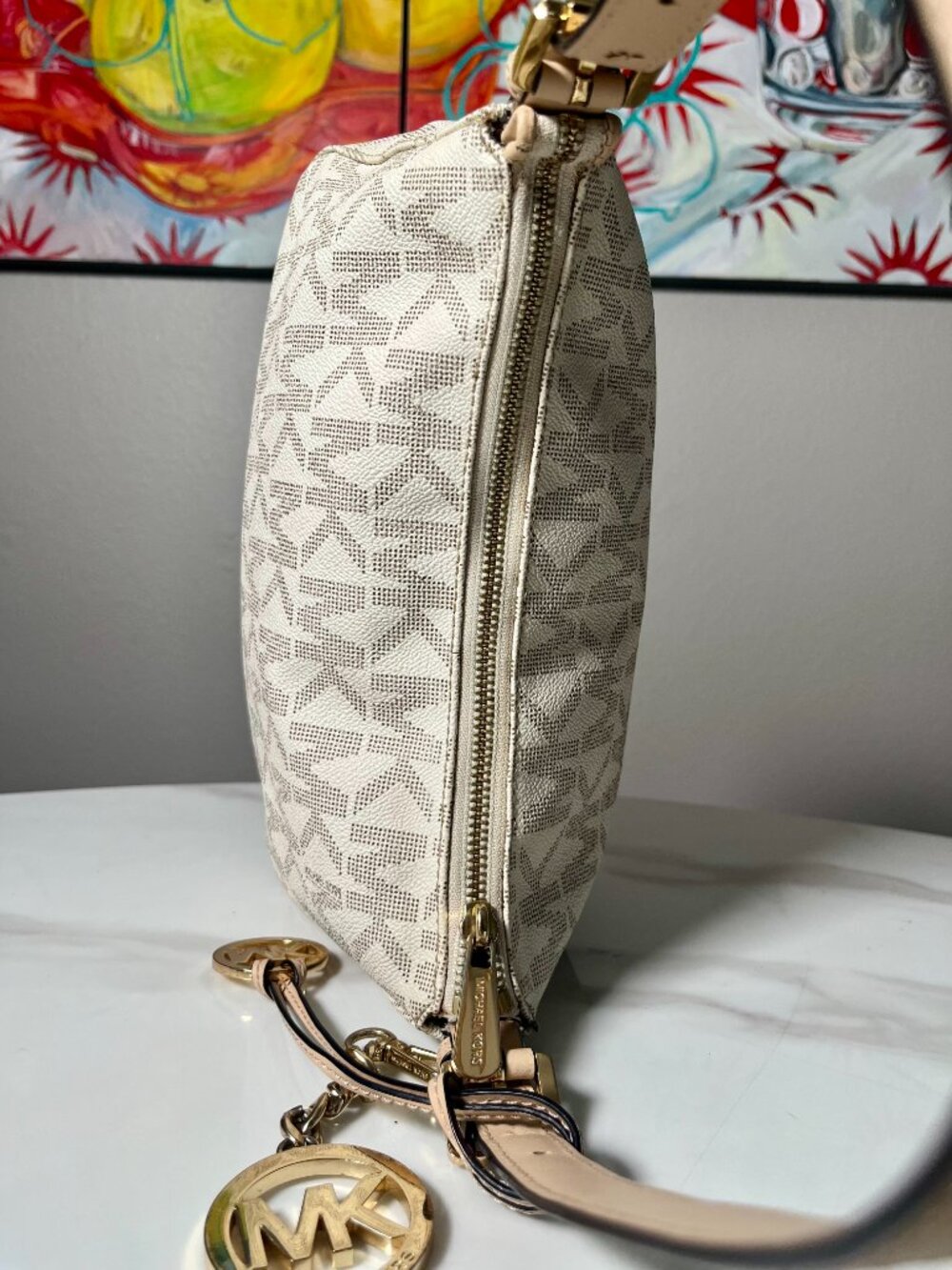 MICHAEL Michael Kors Signature Logo Shoulder Bag + Key Chain - Picture 12 of 16